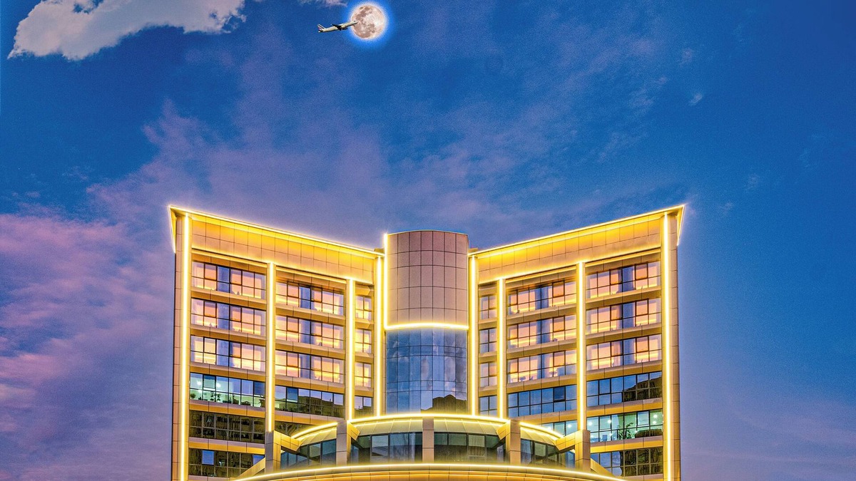 Huadu Hotel | Echarm International Hotel Guangzhou Baiyun International Airport Qingbu Metro Branch - Free Deliver Service to Guangzhou Baiyun International Airport & Free Deliver Service to Canton Fair Complex During Canton Fair Period