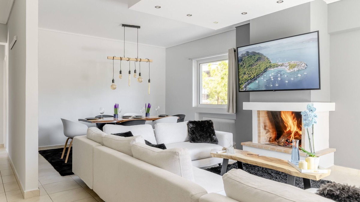 Khalandrion Apartment | Eclipse Marousi Ring