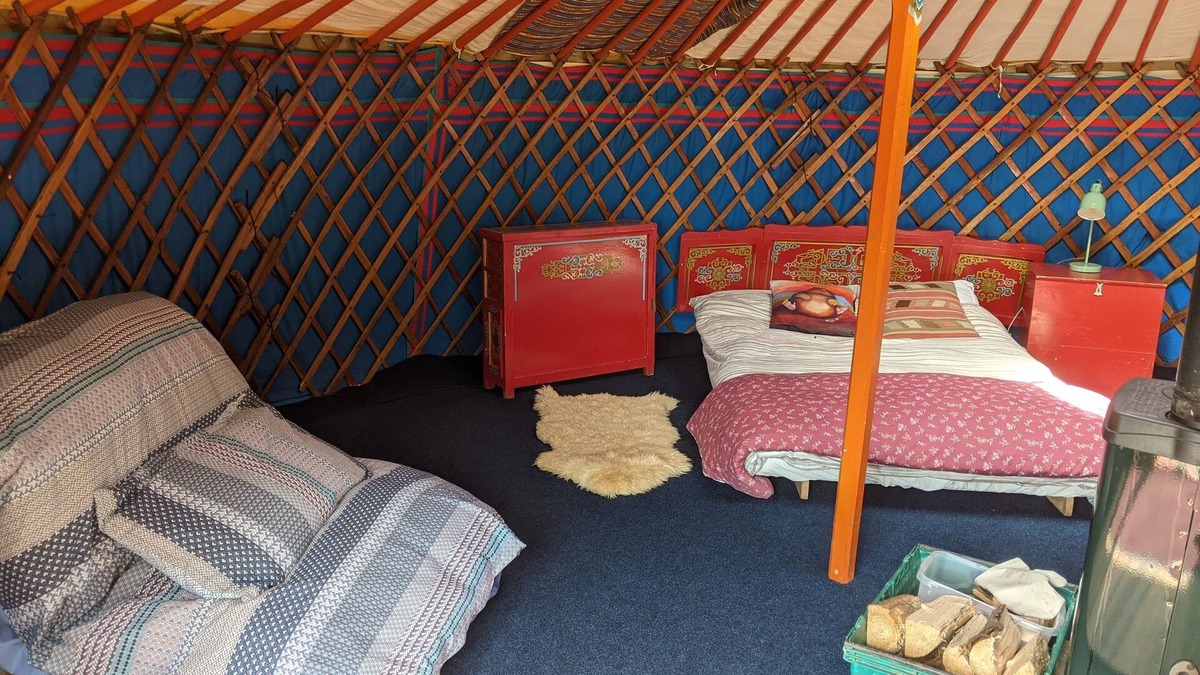 Whitegate RV Rental | Eco Glamping immersed in nature, ideal for family holidays andromantic getaways!