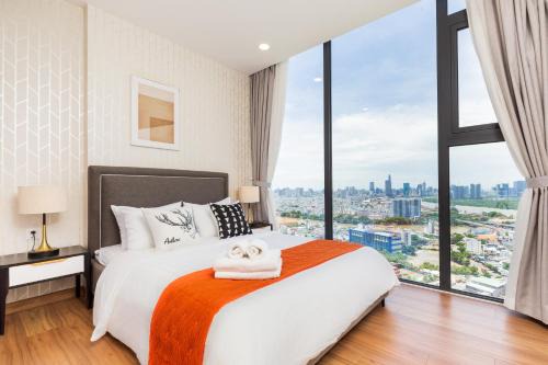 Tan Thuan Tay Apartment | Eco Green SaiGon Apt - Amazing view - Free Pool & Gym