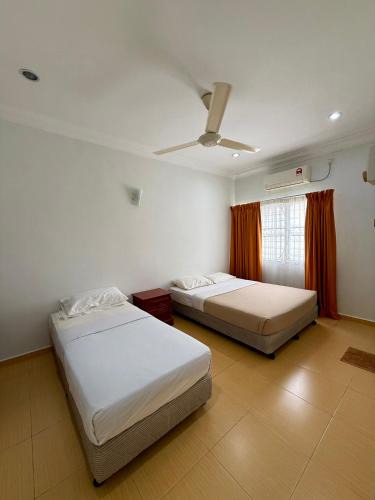 Taman Tab House | Eco Stay Guesthouse