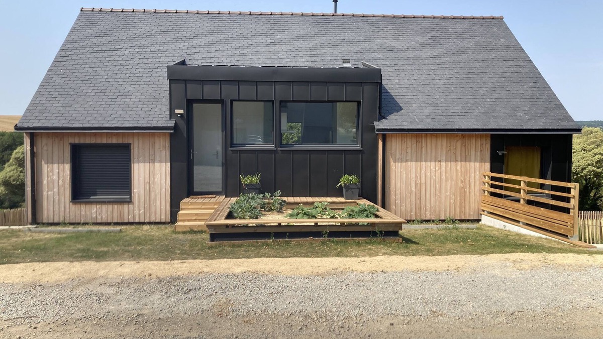 Saint-Nic House | Ecological house by the sea, walking distance to the beach
