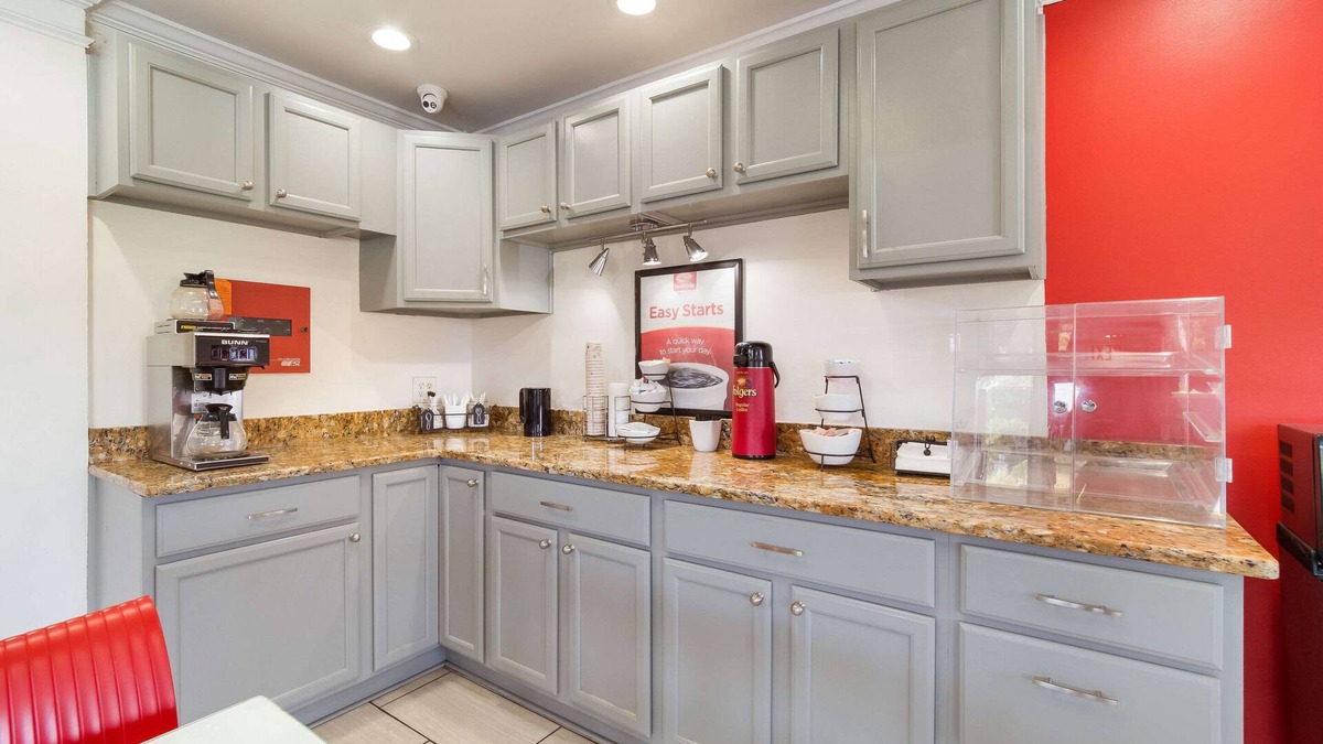 Goose Creek Hotel | Econo Lodge Goose Creek