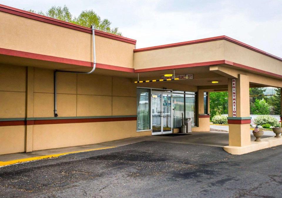 Shamokin Dam Hotel | Econo Lodge Inn & Suites Shamokin Dam - Selinsgrove