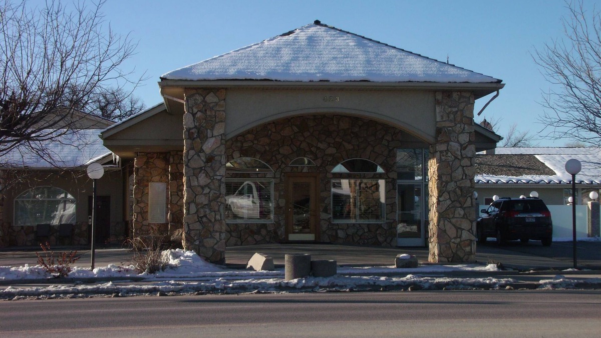 Vernal Hotel | Econo Lodge Inn & Suites