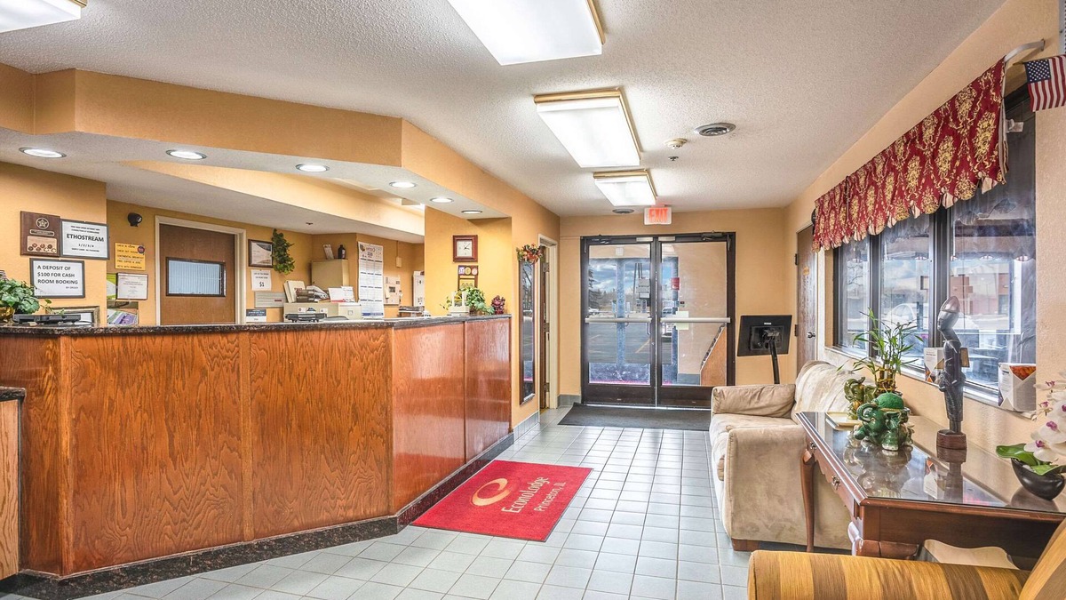 Princeton Hotel | Econo Lodge Princeton