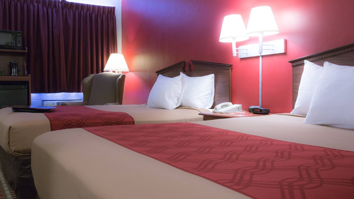 Williamsport Hotel | Econo Lodge