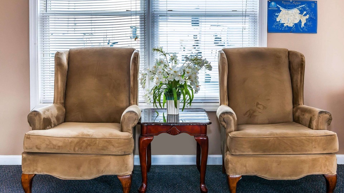 Vincennes Hotel | Econo Lodge Vincennes