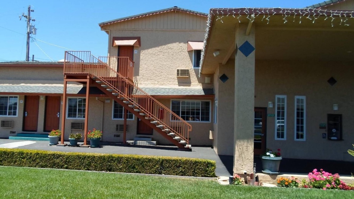 Morgan Hill Hotel | Economy Inn Morgan Hill