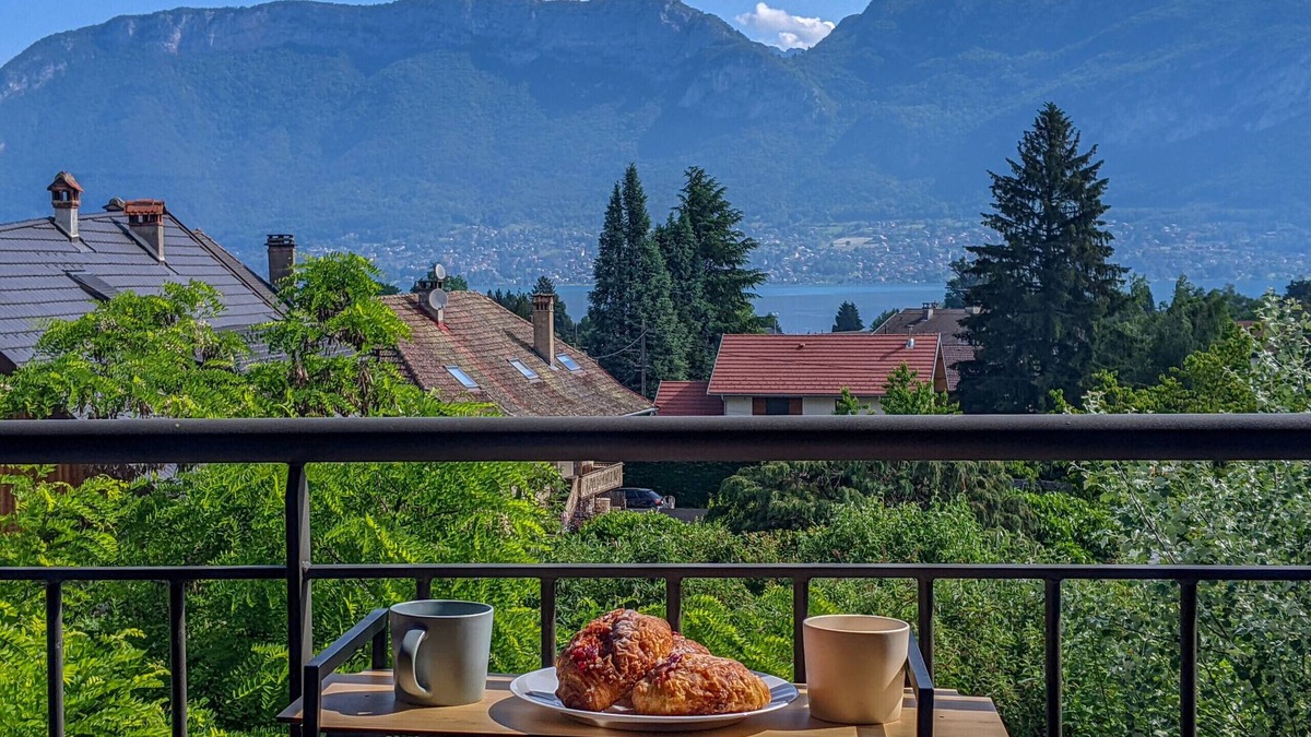 Cessenaz Apartment | Ecrin Vue Lac