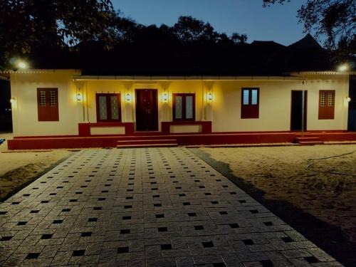 Cherthala Ski Chalet | Eden Casa