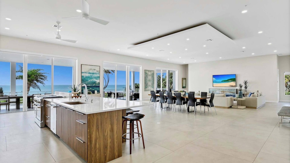 Captiva House | Eden - Iconic Beach Villa Fall Savings!