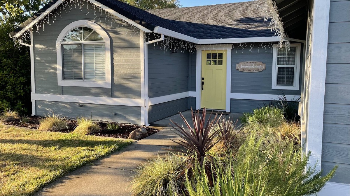Quail Ridge House | Eden Retreat - Rest & Relax with a soothing spa! 3King, 1Queen & 1 Airbed