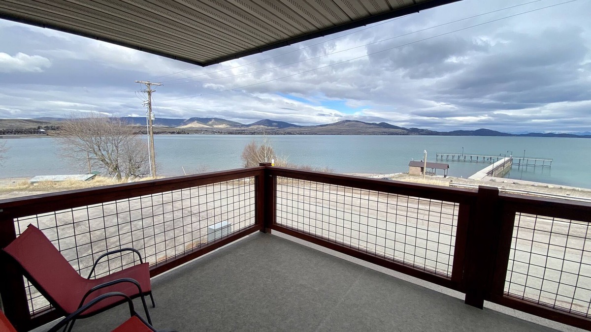 Polson Condo | Edgewater #5 Grizzly