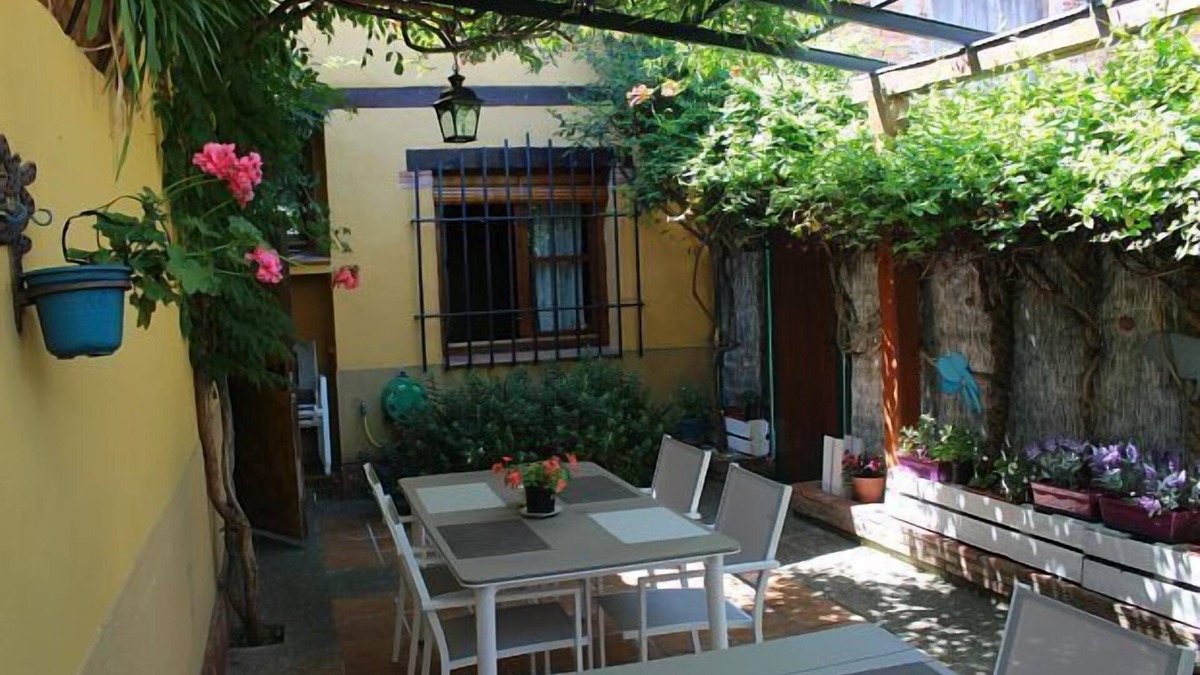 Santurde Cottage | Edulis Rural House for 8 people. Tourism Registration LR-43