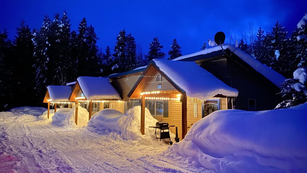 Rea Apartment | EF Bear Cave 3* Free Wifi, Satellite Tv, Sleeps 2, Pet Friendly, Bbq Grill