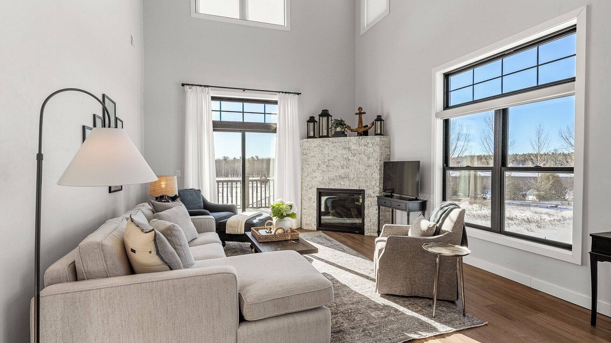 Egg Harbor Condo | Egg Harbor Condo- new build, indoor pool and gym