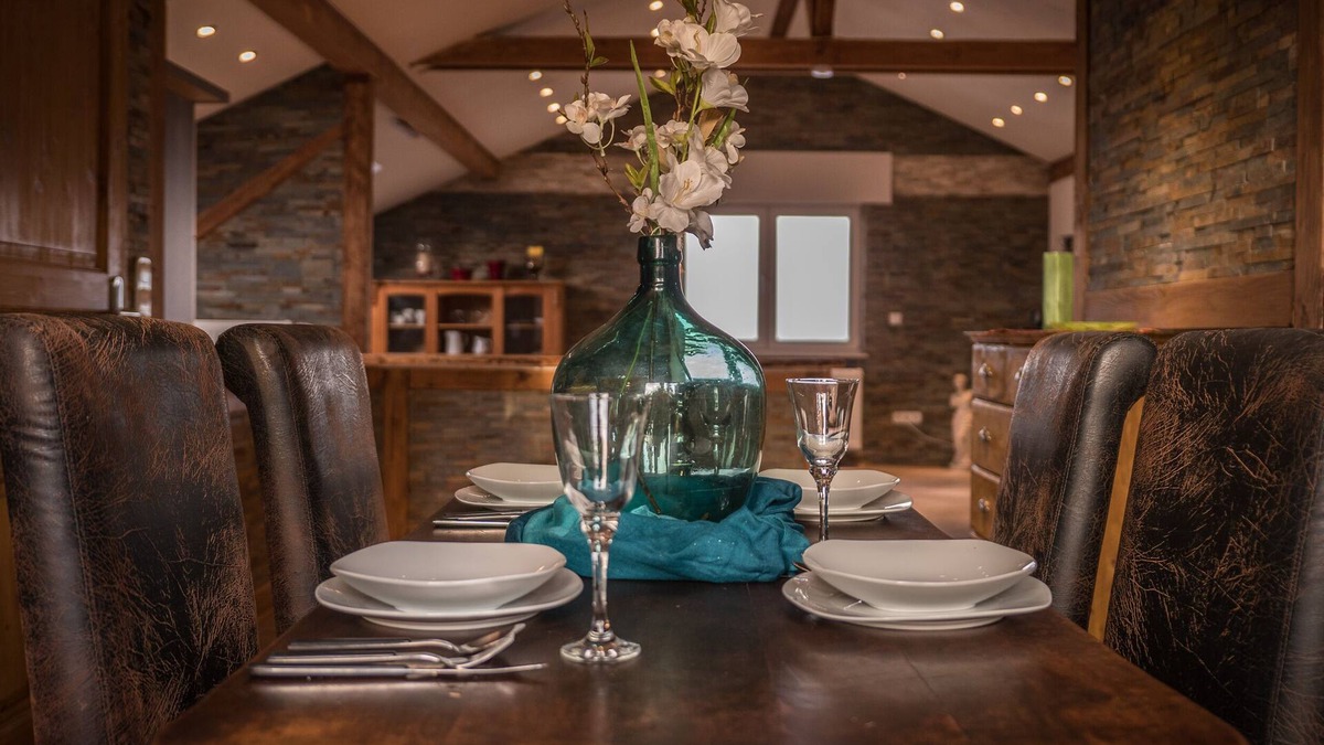 Ettringen Apartment | Eifel loft vacation apartment "3 Bergeblick" for max. 5 persons