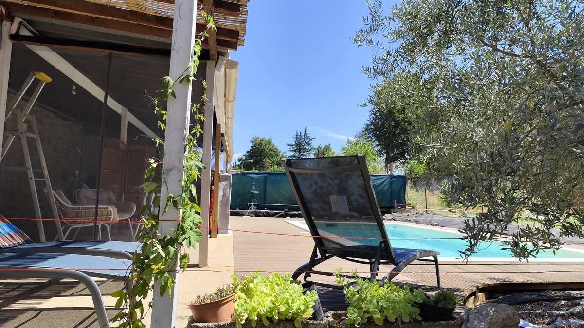 Valreas House | EIFFEL HOUSE built in 1860. Renovated in 2017 with swimming pool, sleeps 5.