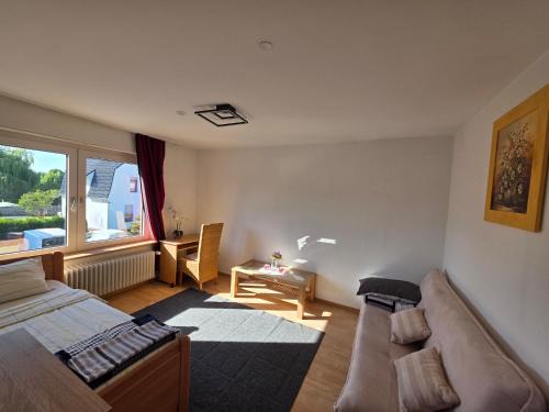 Kellen House | Eine schöne Unterkunft in einer ruhigen Gegend mit gemeinsam genutzte Bad und Küchengeräte