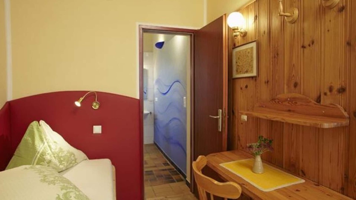 Eberstein House | Einzelzimmer "panoramablick" - Biolandhaus Arche