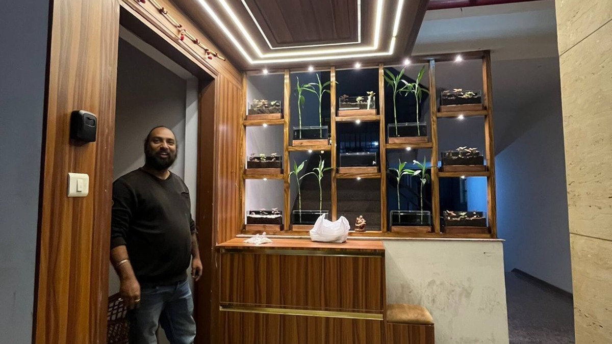 Mohangarh Apartment | Ekana stadium, palassio mall, medanta, lulu mall, airport