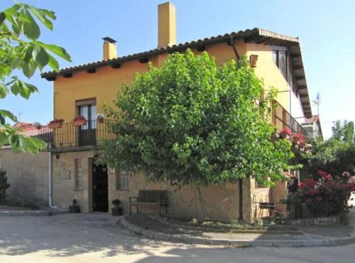 Santa Maria de las Hoyas House | El Arreñal del Cañón del Río Lobos