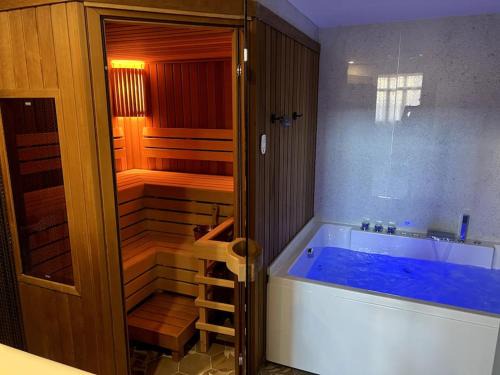 Casas Altas Apartment | El Gallinero, Loft con sauna y jacuzzi - Housevanlive