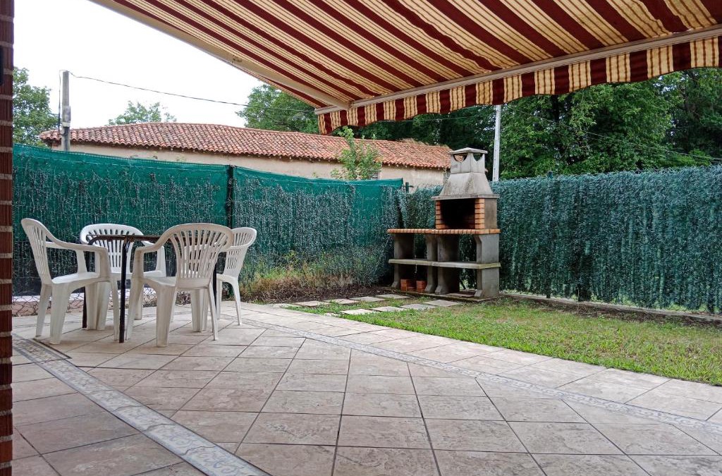 Guarnizo Apartment | El jardín de Nora.