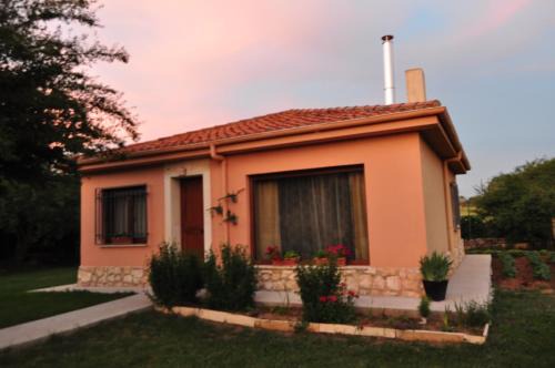 Santibanez del Val House | El Jardin de Manuela