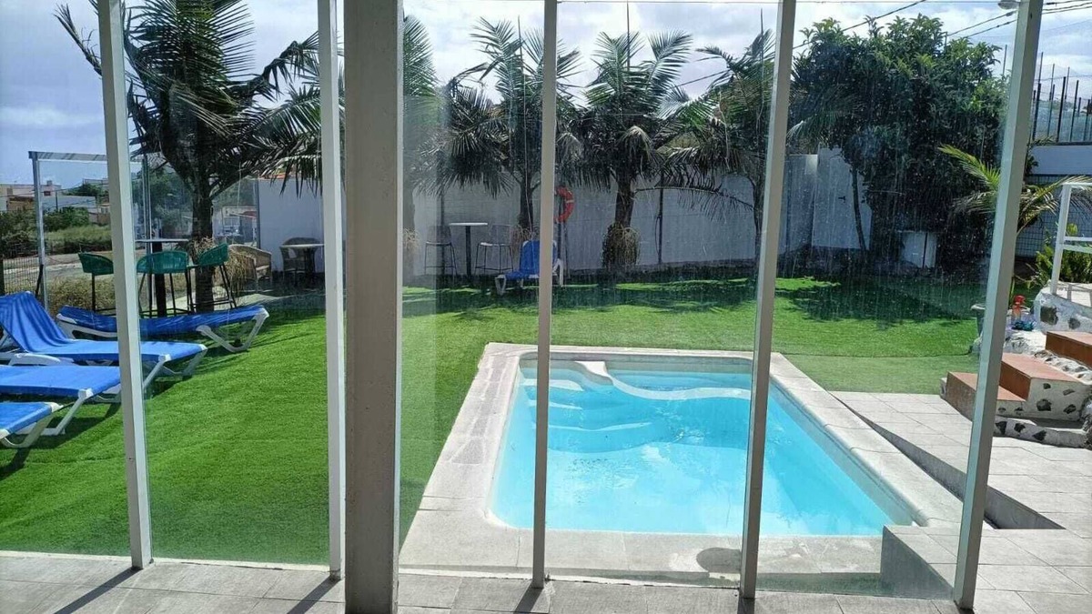 Firgas Ski Chalet | El NARANJO HOUSE WITH PRIVATE POOL