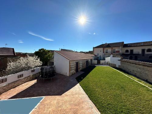 Castronuevo de Esgueva House | El Páramo