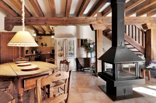 Canicosa House | El Patio