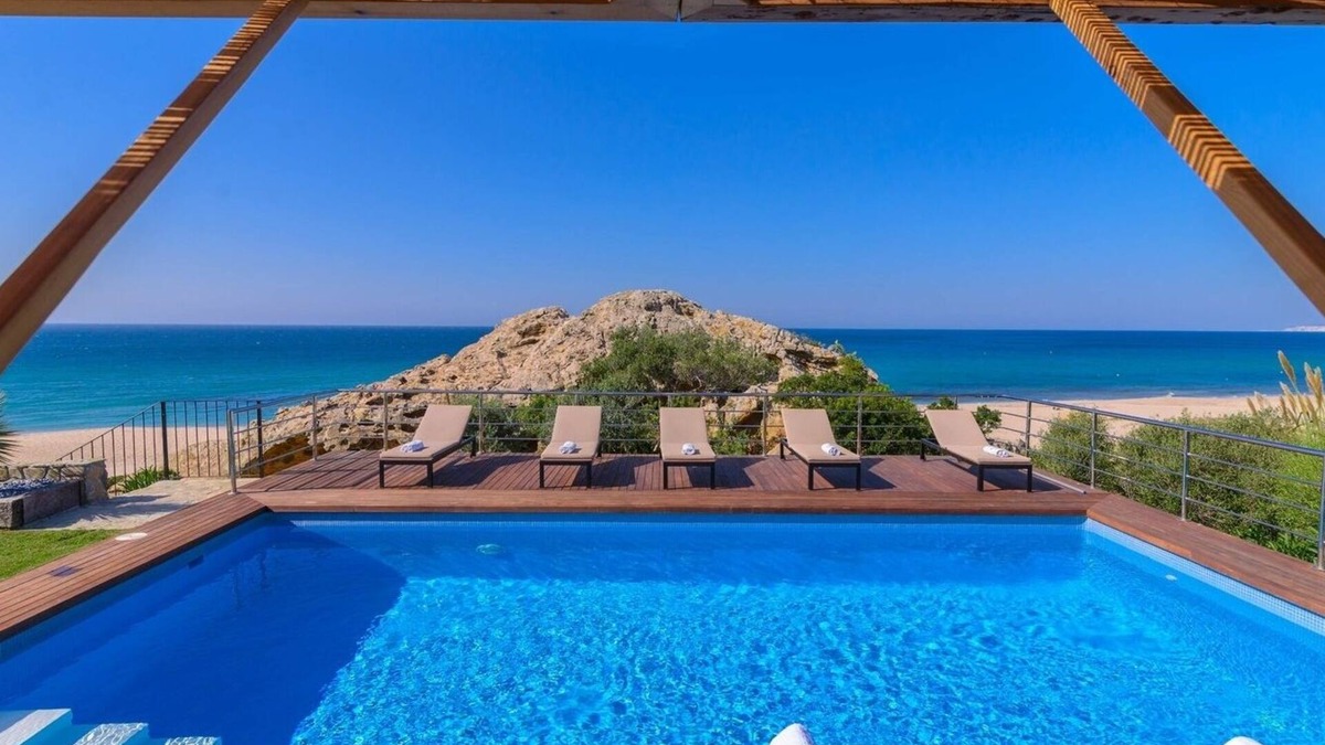 Atlanterra Villa | El Peñón Zahara de los Atunes by Ruralidays