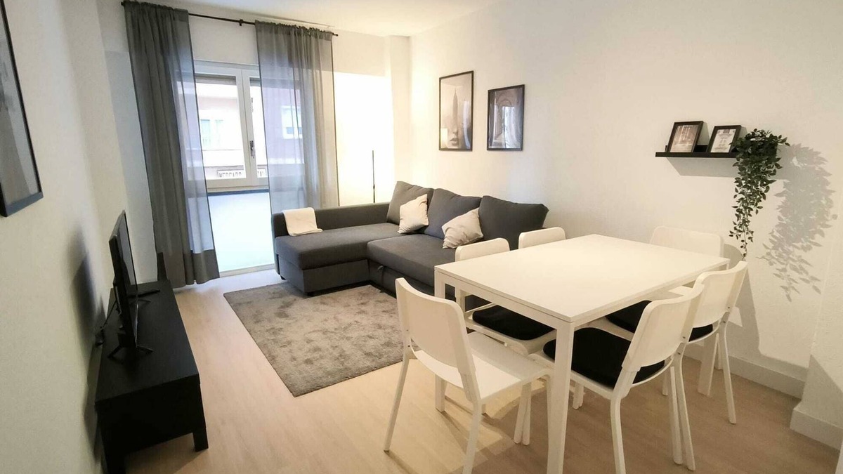 Arrabal Apartment | El Puente del Arrabal