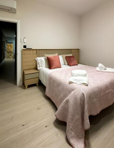 Valdefuentes Apartment | El Reloj De La Villa