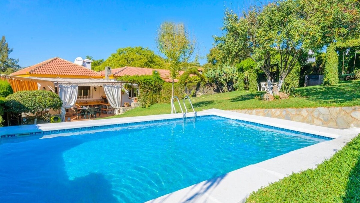 Prado del Rey Villa | El Rincón de la Abuela María Prado del Rey by Ruralidays