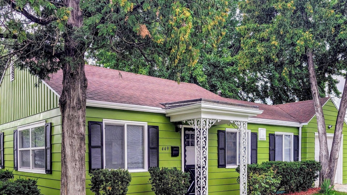 Saint Marys Allen County House | El Verde Escape