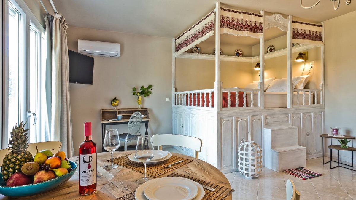 Menetai House | Elaia Villas