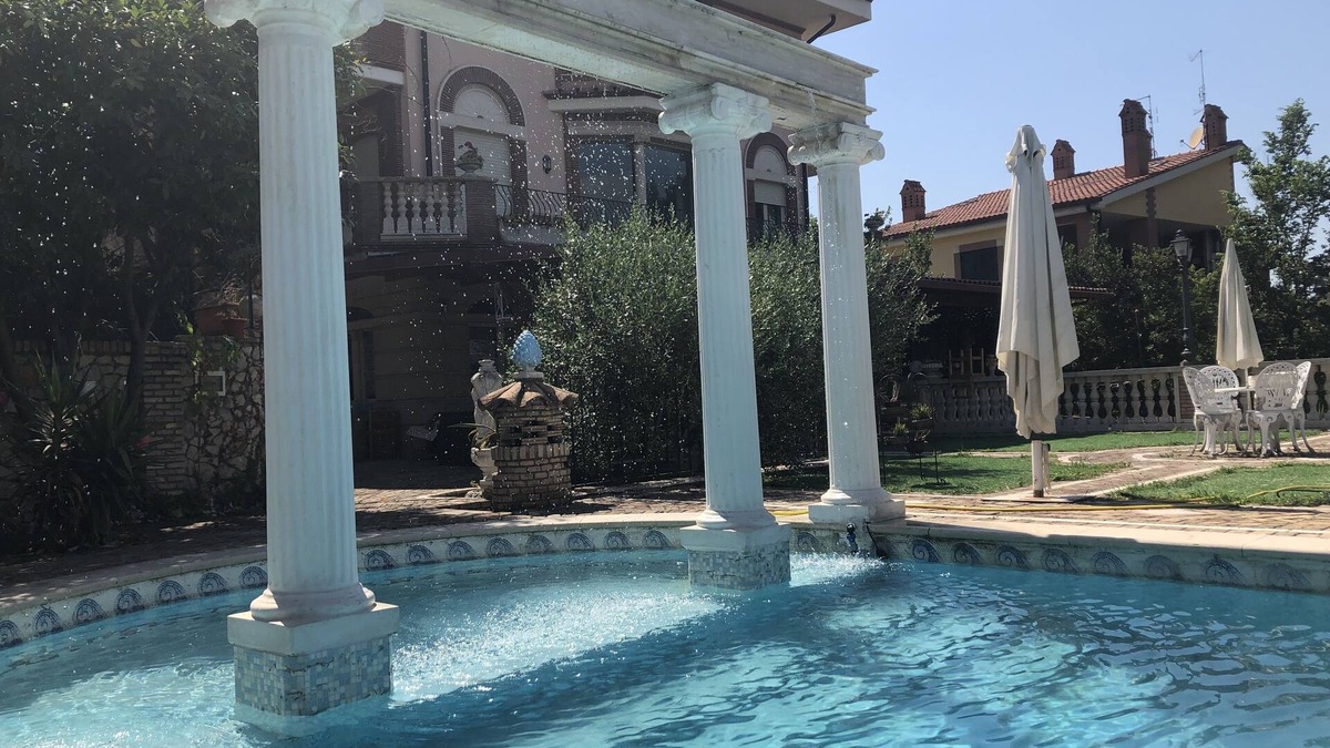 Tivoli Villa | Elegant, well connected with private pool. With views over Tivoli Villa Adriana
