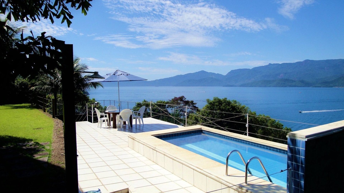 Portogalo House | ELEGANCE, STUNNING VIEW, COMFORT ALL IN ONE PLACE PORTOGALO CONDOMINIUM