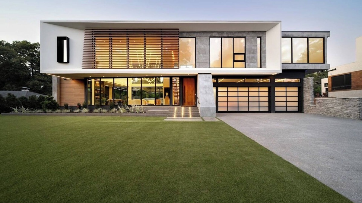 North Buckhead House | Elegant 6-Bedroom Residence in Scenic Atlanta