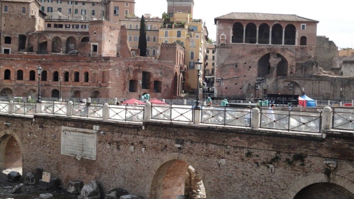 Monti Apartment | Elegant apartment immersed in the Fori Imperiali