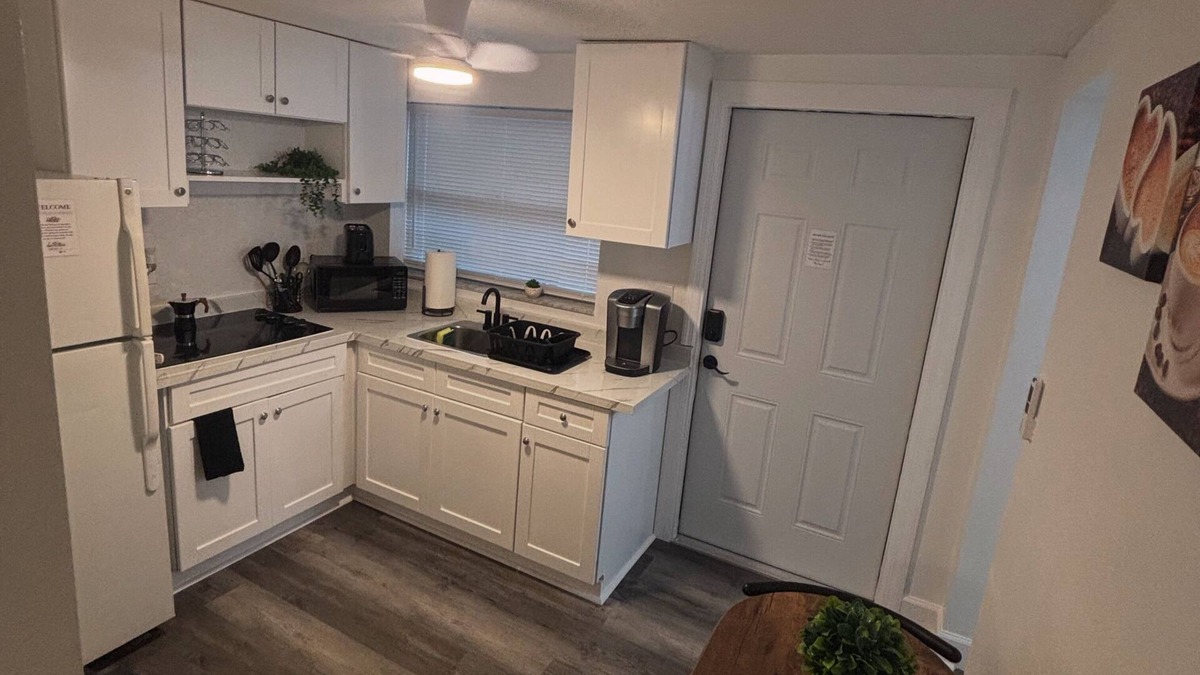 Egypt Lake-Leto Apartment | Elegant Apartment with Private Patio Oasis. Affordable, Comfort and Cozy Stay.