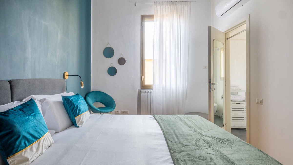 Esquilino Apartment | Elegant Apartment with Two Bedrooms