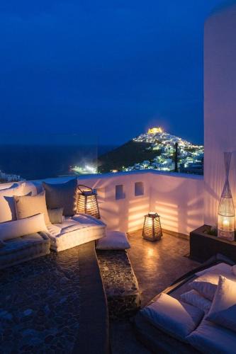 Astypalaia Villa | Elegant Astypalaia Villa Villa Ble Air Conditioning Hot Tub 2 Bedrooms Chora