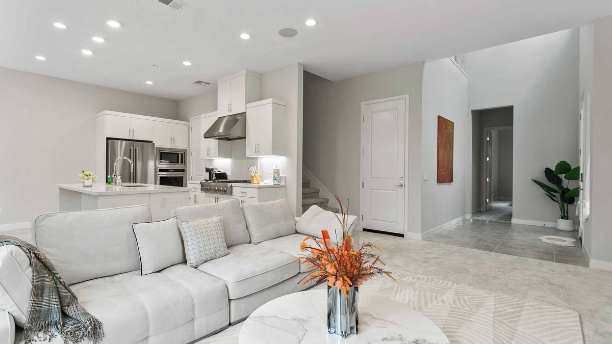 Lake Forest House | Elegant Getaway on Pin Ln - Perfect for Relaxation and Adventure Awaits #41790
