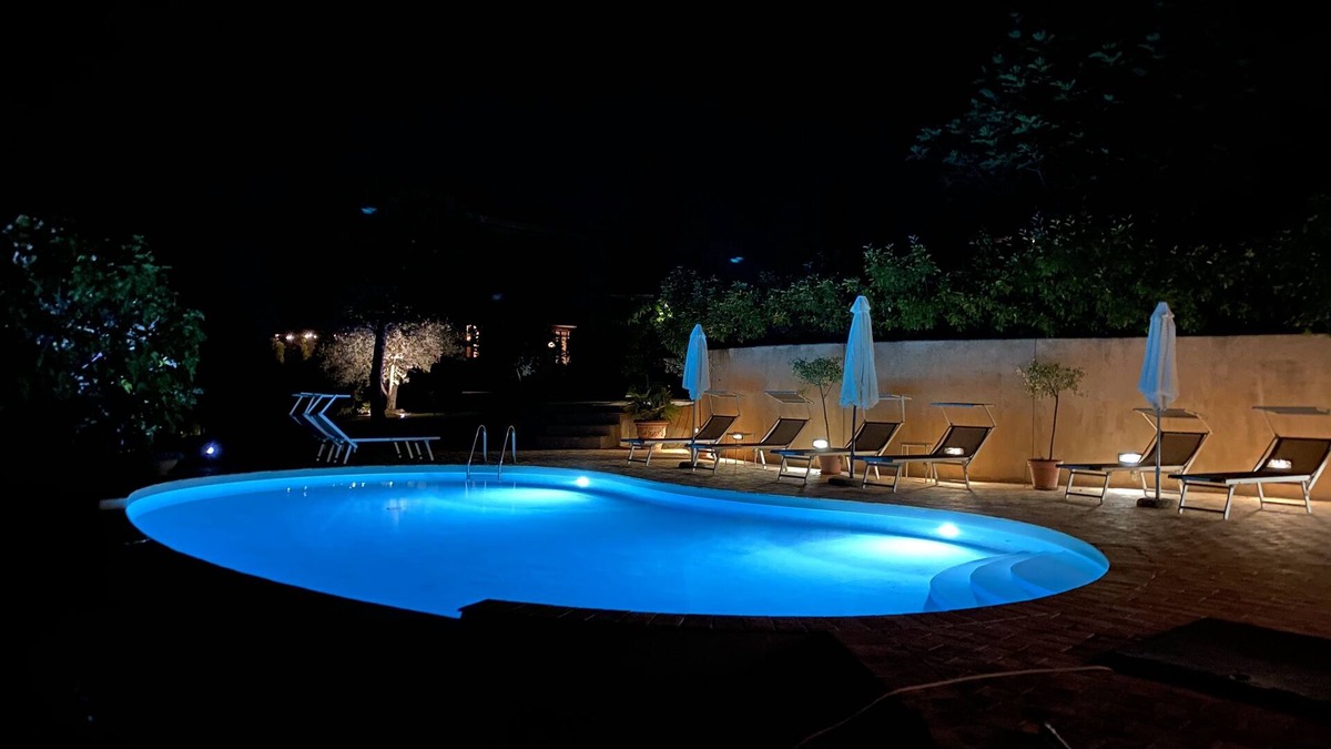 Montalto delle Marche Villa | Elegant Villa style Farmhouse within beautiful countryside with infinity pool