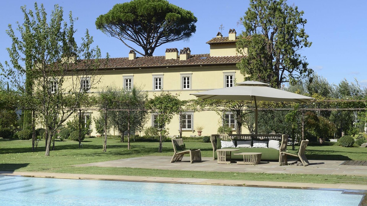 Vicopelago Villa | Elegant, luxurious 17C villa, hydro pool and spa, concierge service, Lucca 5 min.