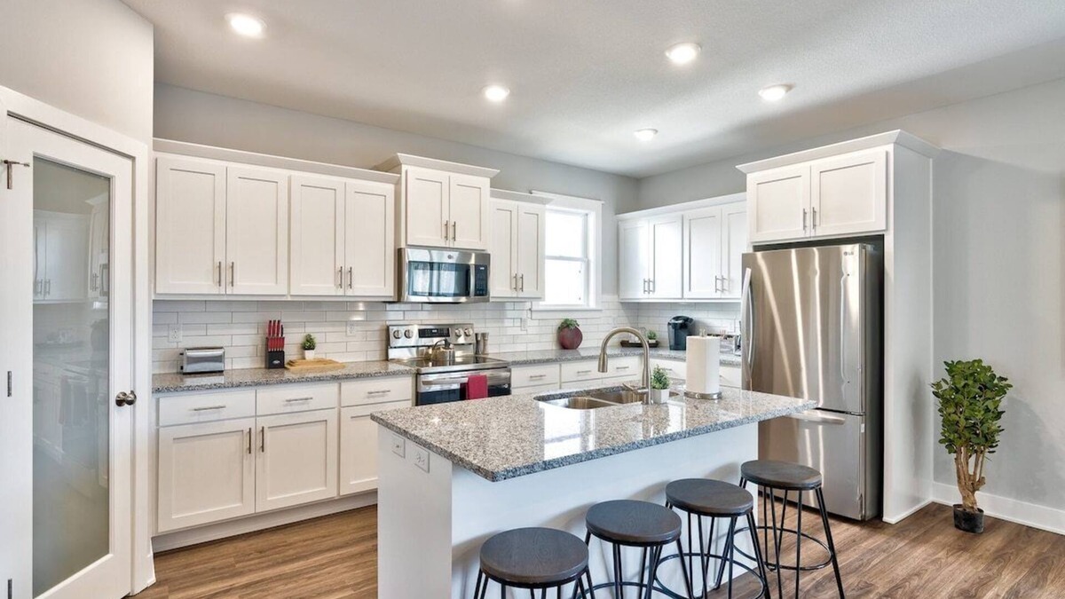 Raytown House | Elegant New Build Home W/Office